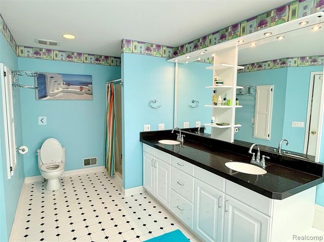 24525 Sandpiper Court, Novi, MI 48374