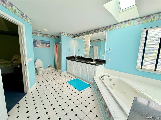 24525 Sandpiper Court, Novi, MI 48374
