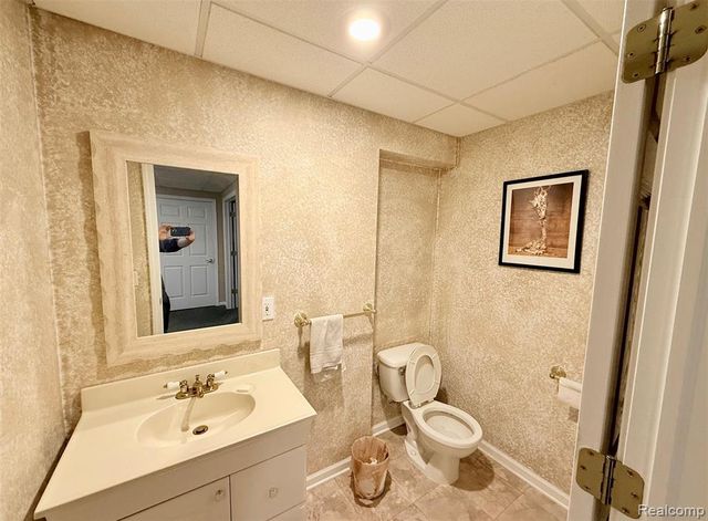 24525 Sandpiper Court, Novi, MI 48374