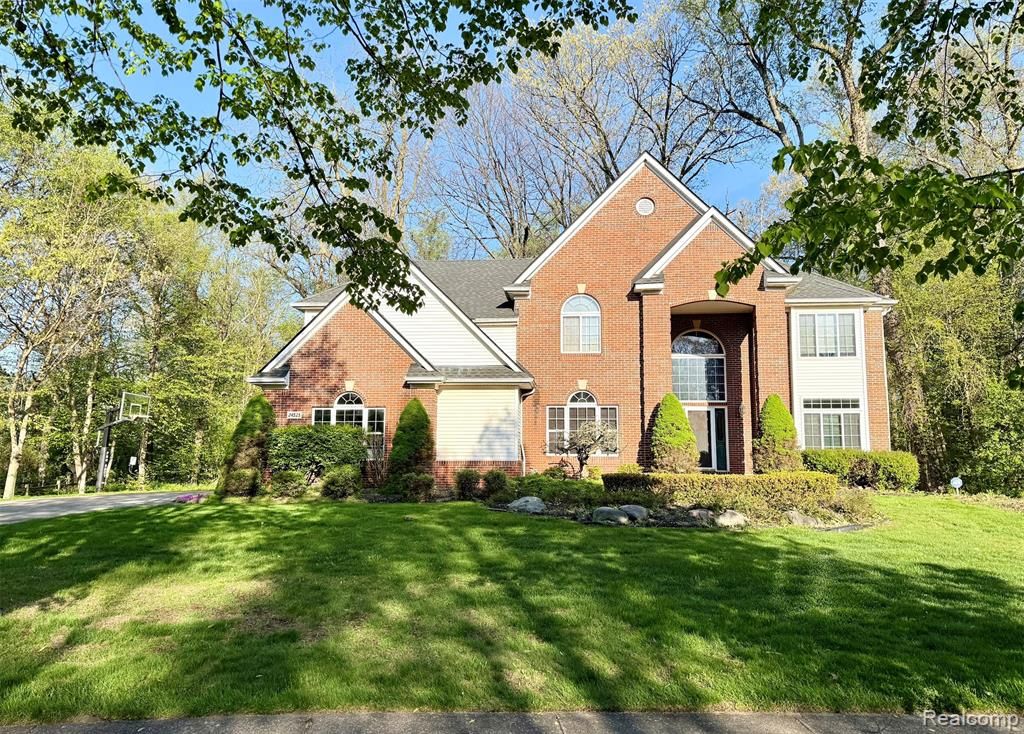 24525 Sandpiper Court, Novi, MI 48374