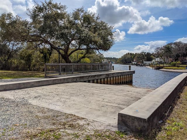 1805 MOUNTAIN ASH WAY, New Port Richey, FL 34655