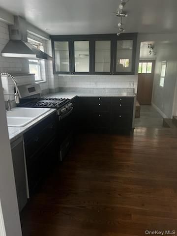 109 Jeanette Avenue, Inwood, NY 11096