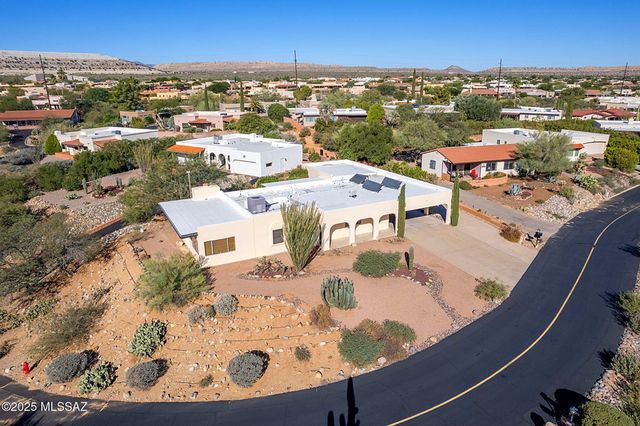 959 S Las Lomas Circle, Green Valley, AZ 85614