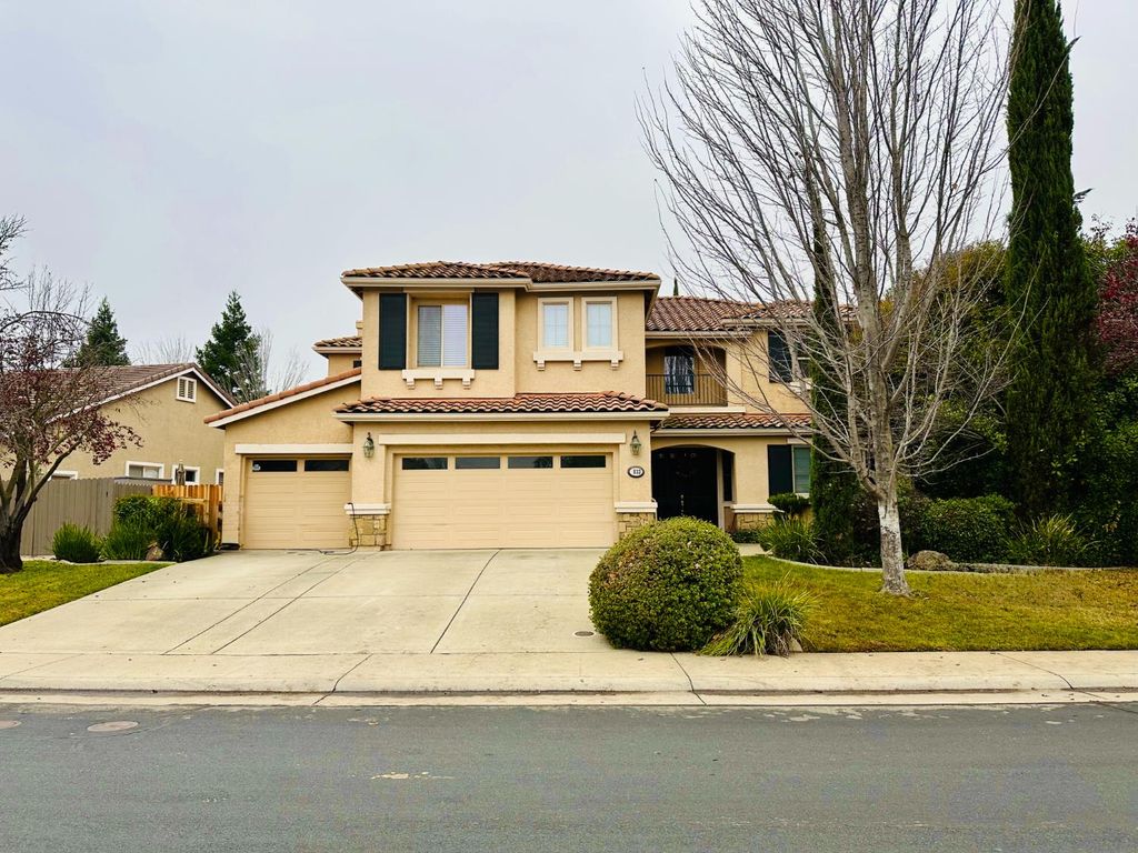 1633 Diamond Woods Cir, Roseville, CA 95747