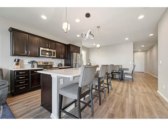 10571 Yosemite St, Commerce City, CO 80640