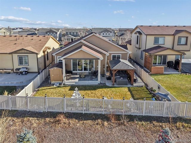 10571 Yosemite St, Commerce City, CO 80640