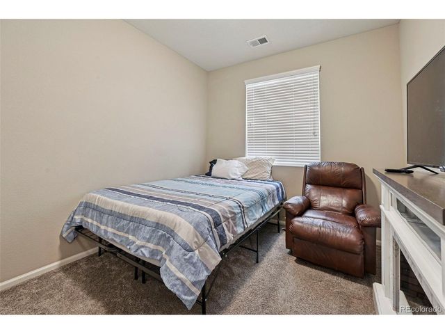 10571 Yosemite St, Commerce City, CO 80640