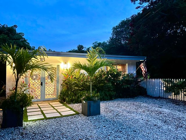 113 Key Heights Drive, Plantation Key, FL 33070