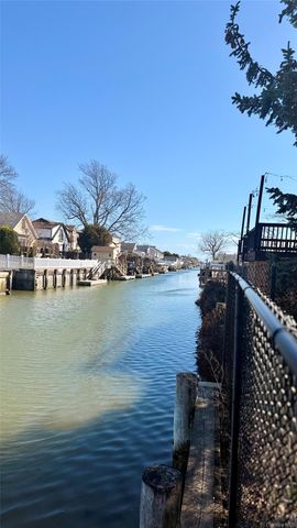 3295 Parkway Drive, Baldwin, NY 11510