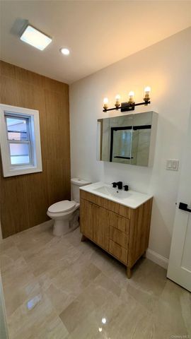 3295 Parkway Drive, Baldwin, NY 11510