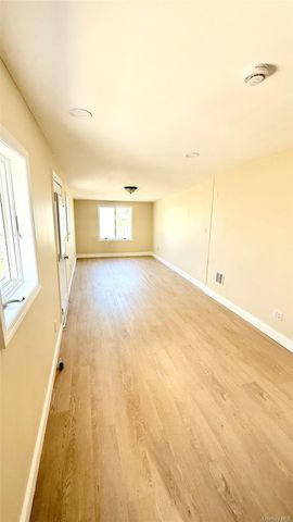 3295 Parkway Drive, Baldwin, NY 11510