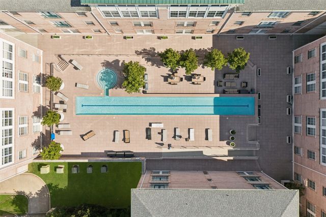 2305 Worthington Street 322, Dallas, TX 75204