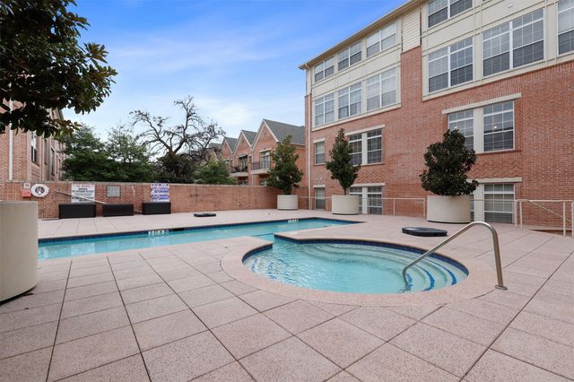 2305 Worthington Street 322, Dallas, TX 75204