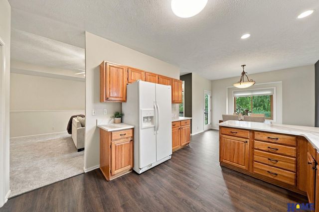 5618 Barrington Park Drive, Lincoln, NE 68516
