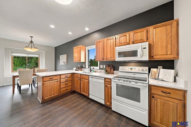 5618 Barrington Park Drive, Lincoln, NE 68516