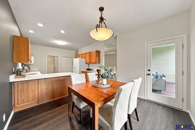 5618 Barrington Park Drive, Lincoln, NE 68516
