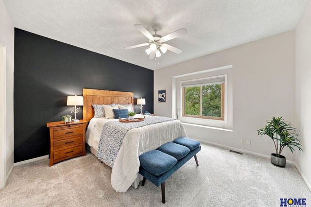 5618 Barrington Park Drive, Lincoln, NE 68516