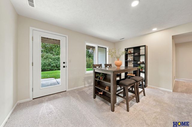 5618 Barrington Park Drive, Lincoln, NE 68516