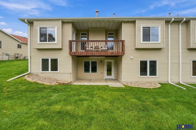 5618 Barrington Park Drive, Lincoln, NE 68516