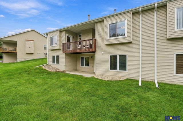 5618 Barrington Park Drive, Lincoln, NE 68516
