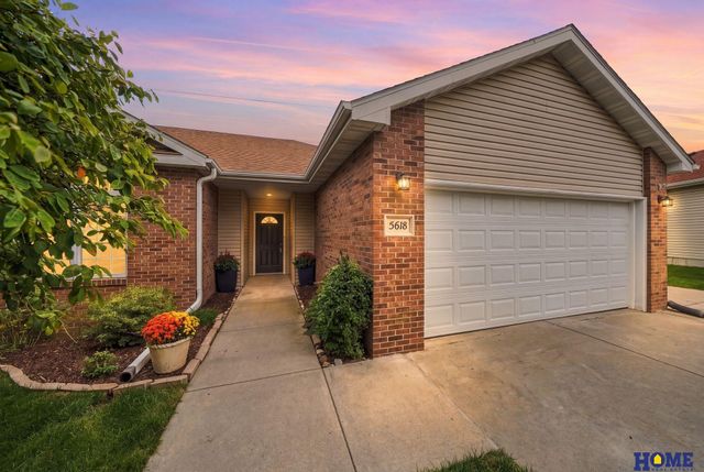 5618 Barrington Park Drive, Lincoln, NE 68516