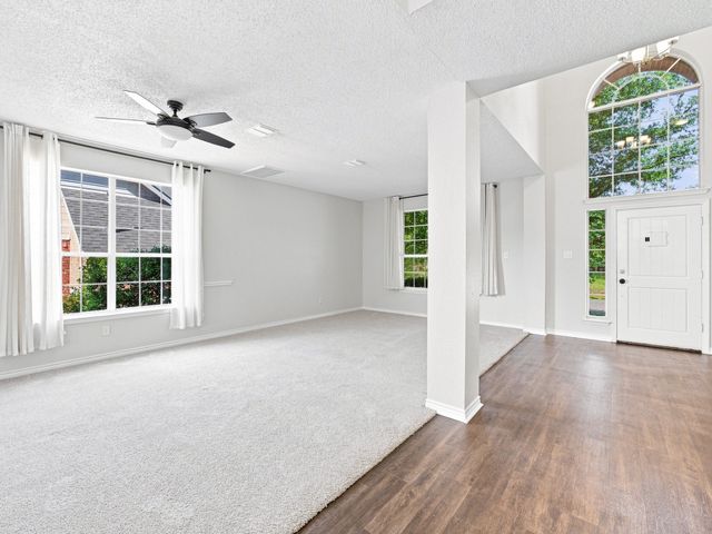 7129 Sundance Lane, Fort Worth, TX 76179