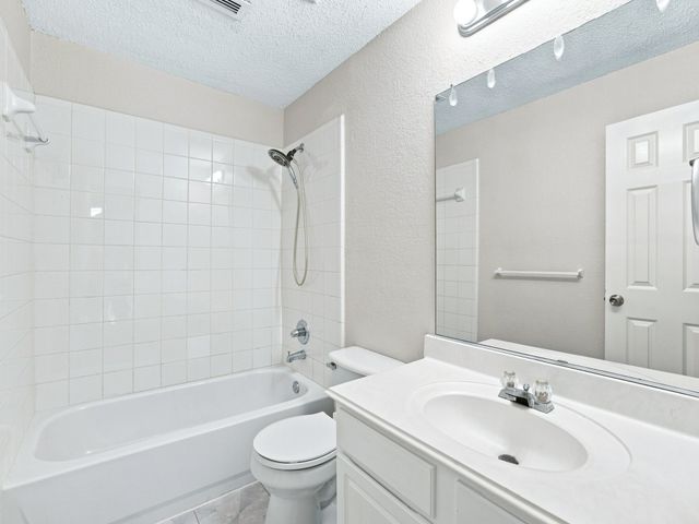 7129 Sundance Lane, Fort Worth, TX 76179
