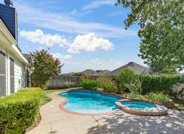 7129 Sundance Lane, Fort Worth, TX 76179