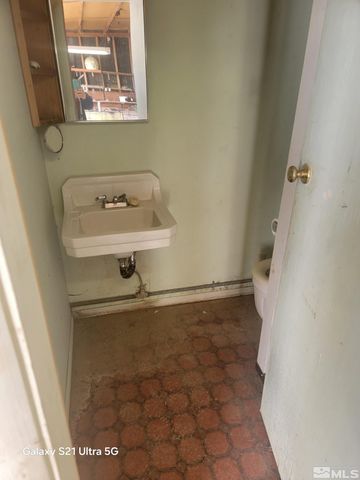 3205 Citrus Street, Silver Springs, NV 89429