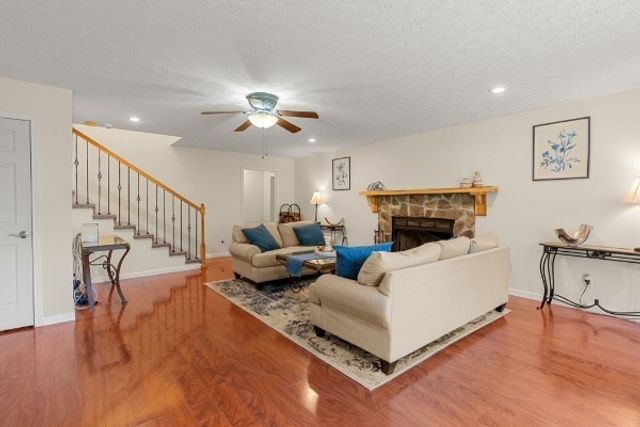 6931 Cowan Rd, Springfield, TN 37172