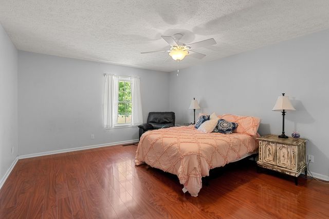 6931 Cowan Rd, Springfield, TN 37172
