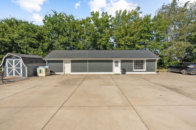 6931 Cowan Rd, Springfield, TN 37172