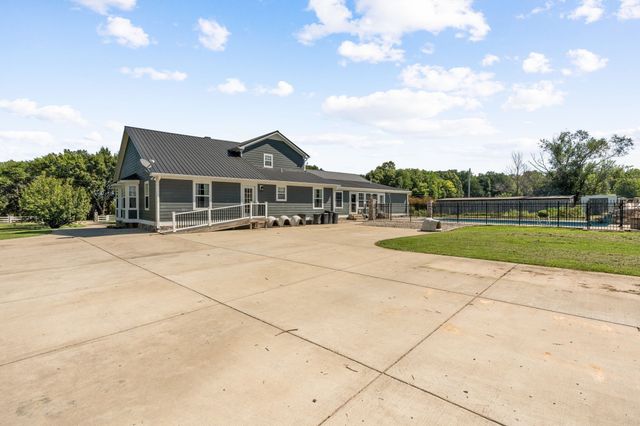 6931 Cowan Rd, Springfield, TN 37172