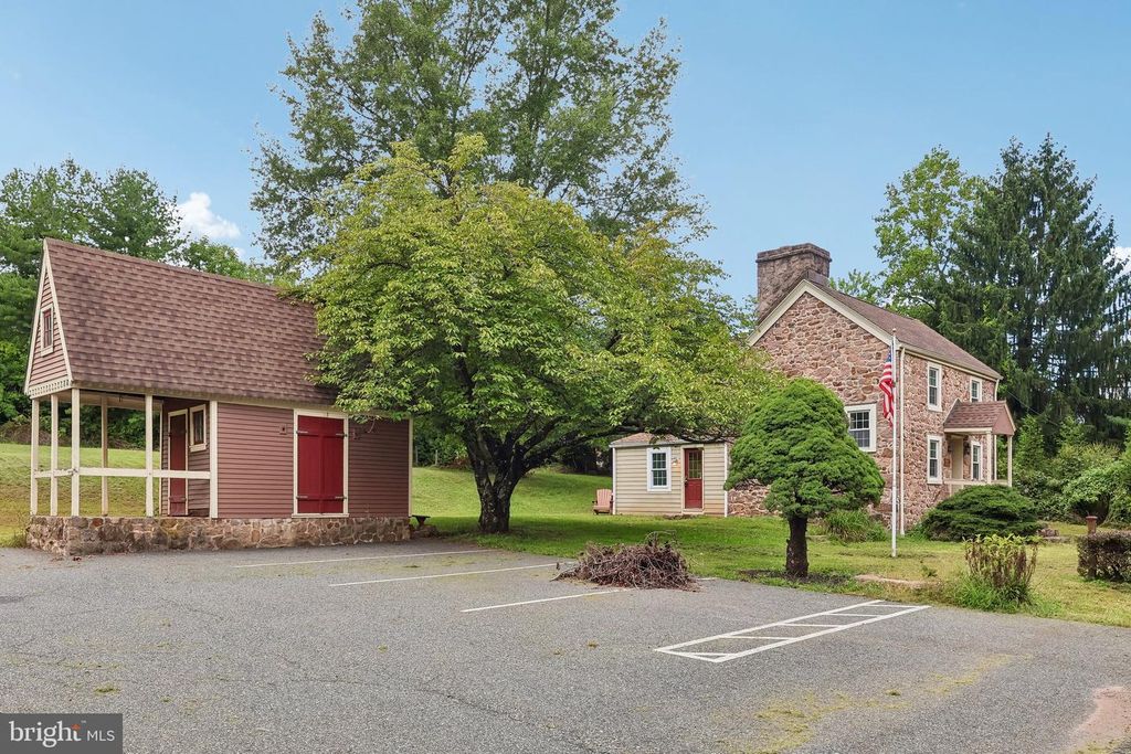1841 POTTSTOWN PIKE, POTTSTOWN, PA 19465 — photo 4