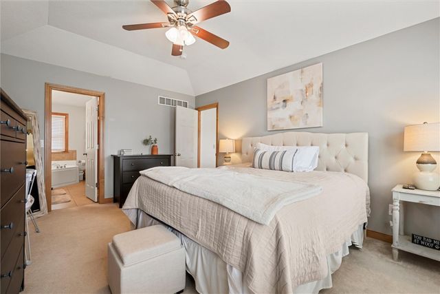 1810 Lori Ln, Hermitage, PA 16148