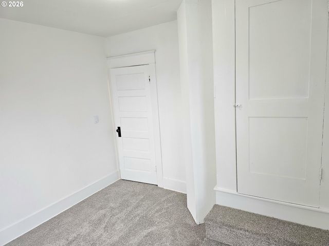 365 BRYAN St, Woodburn, OR 97071