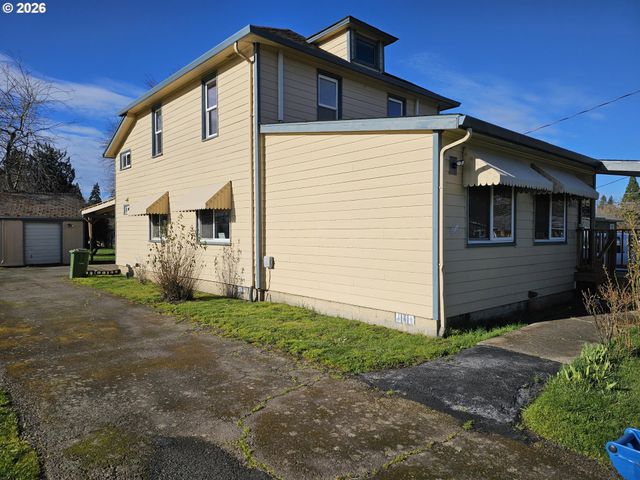 365 BRYAN St, Woodburn, OR 97071