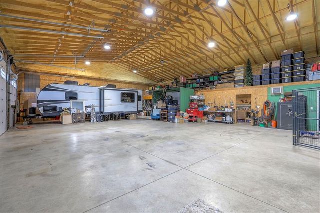 300 SE 30th Street, Oak Grove, MO 64075