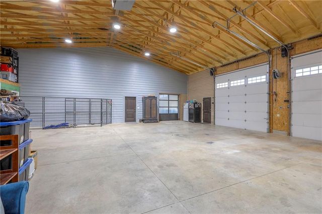 300 SE 30th Street, Oak Grove, MO 64075