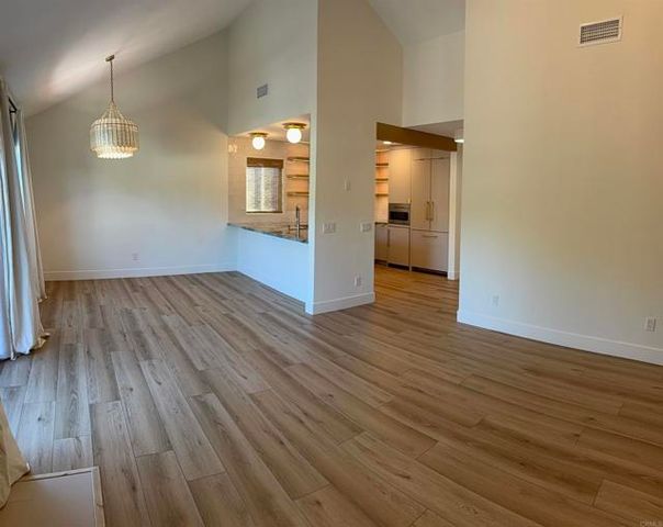 930 Via Mil Cumbres, Solana Beach, CA 92075