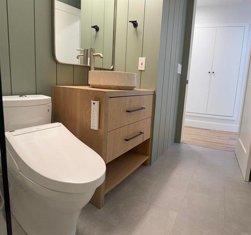 930 Via Mil Cumbres, Solana Beach, CA 92075