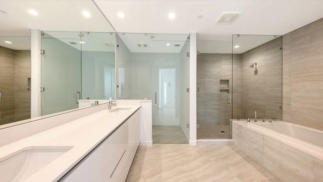 301 QUAY COMMONS 1210, Sarasota, FL 34236