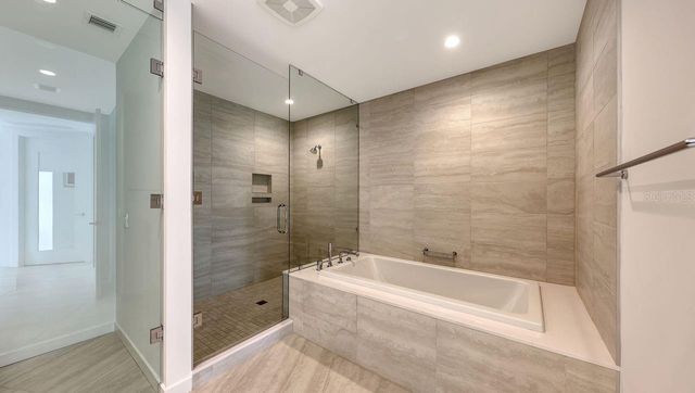 301 QUAY COMMONS 1210, Sarasota, FL 34236