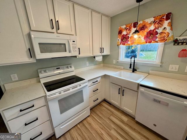 109 Hemlock Street, Fitzgerald, GA 31750