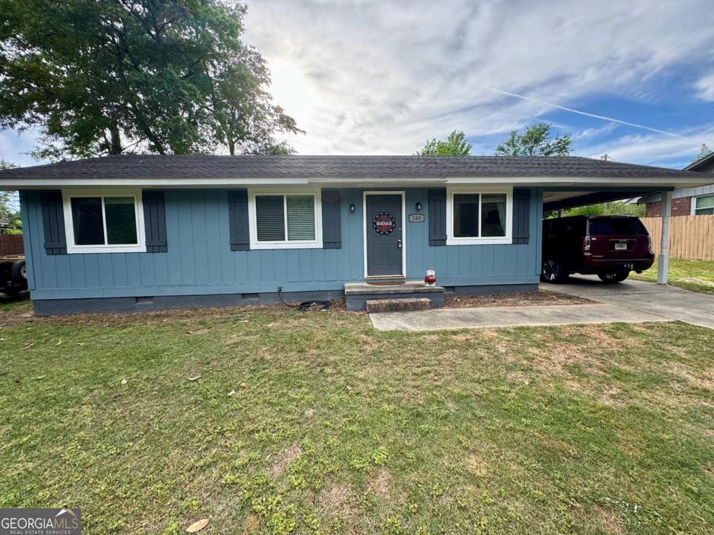 109 Hemlock Street, Fitzgerald, GA 31750