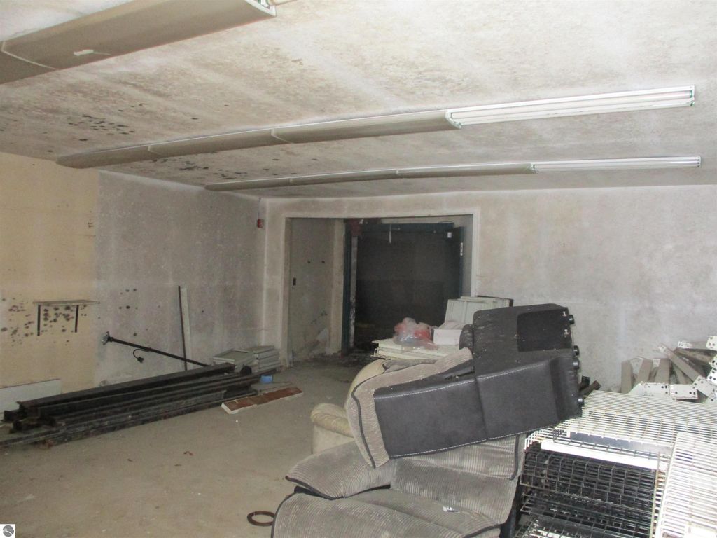 Image 17 of property listing at 329 N Washington Street, Prescott, MI 48756