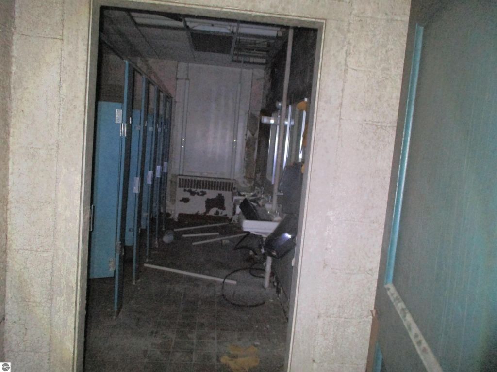 Image 20 of property listing at 329 N Washington Street, Prescott, MI 48756