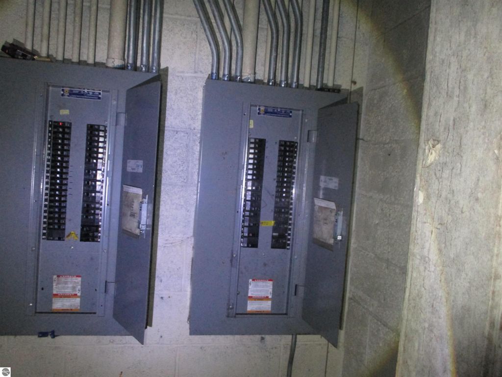 Image 21 of property listing at 329 N Washington Street, Prescott, MI 48756