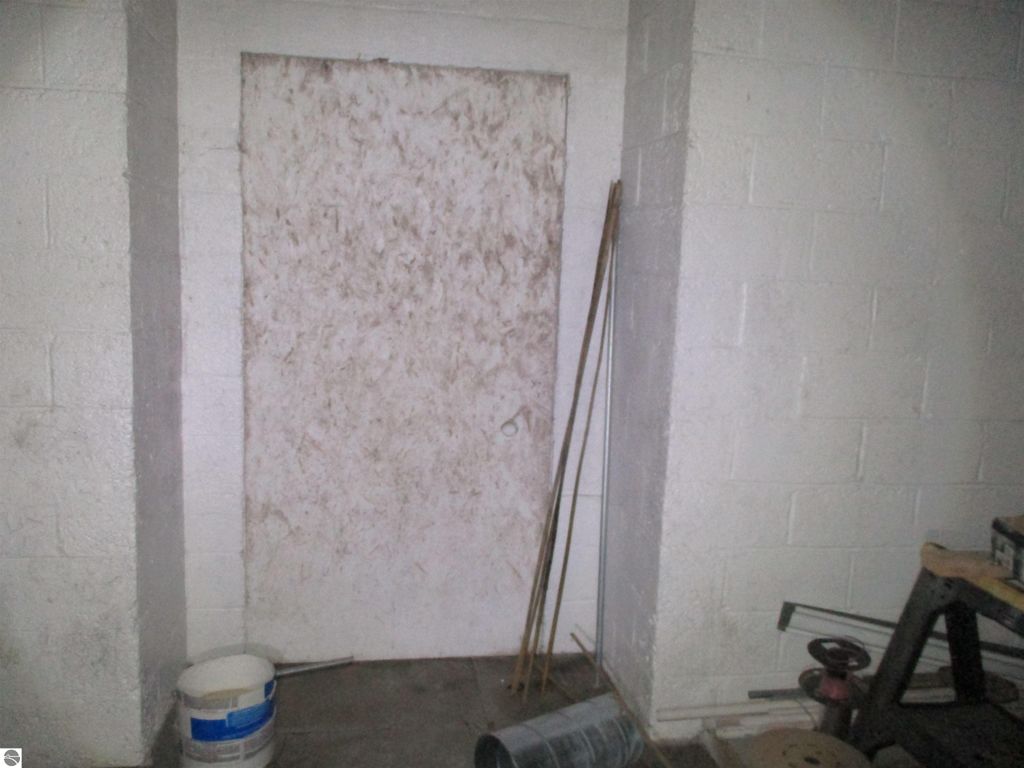 Image 25 of property listing at 329 N Washington Street, Prescott, MI 48756