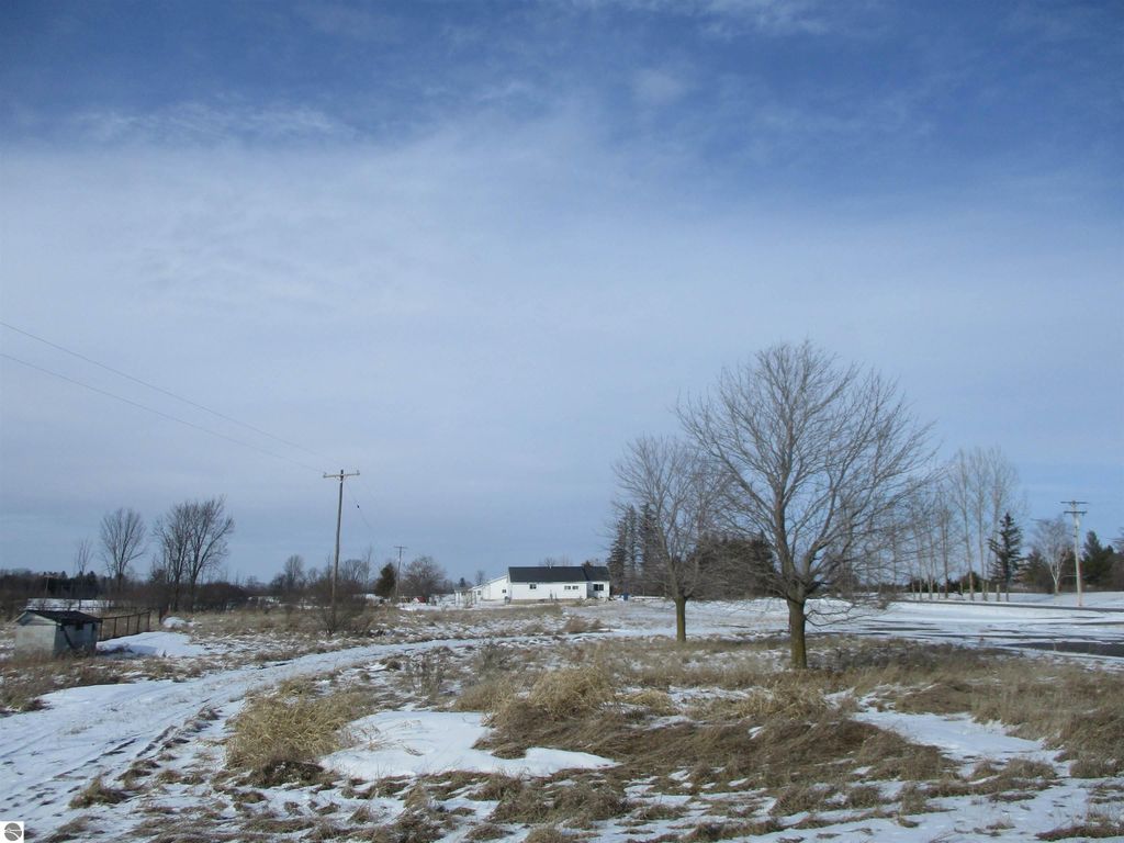 Image 28 of property listing at 329 N Washington Street, Prescott, MI 48756